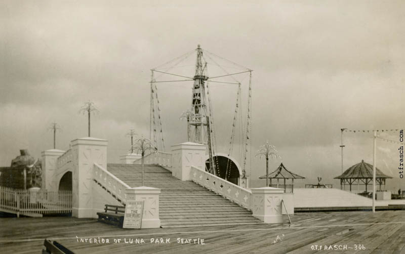 Image 306 - Interior of Luna Park Seattle