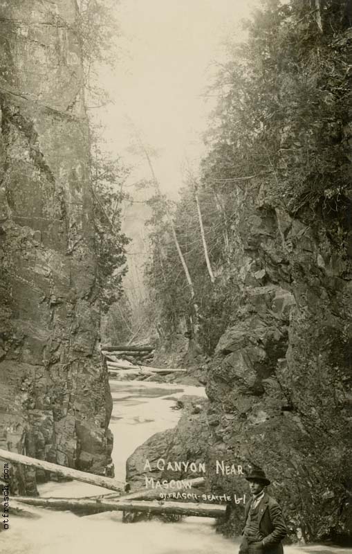 Image 61 - A Canyon Near Mascow