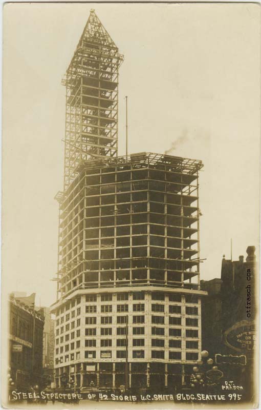 Image 995 - Steel Stpucture of 42 Storie L.C. Smith Bldg. Seattle